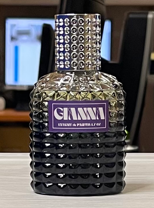 Gianna Extrait de Parfum